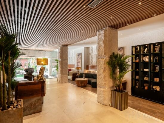 Фото A&em Art Hotel