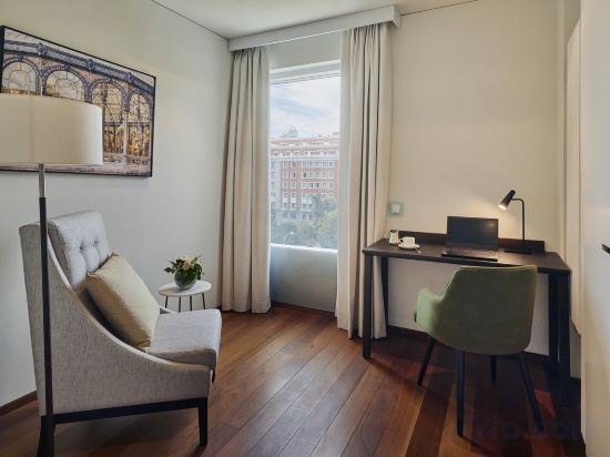 Фото Hyatt Regency Madrid Residences