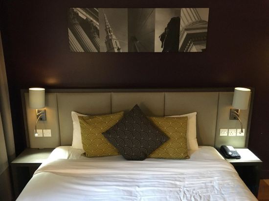 Фото Citadines Trafalgar Square London