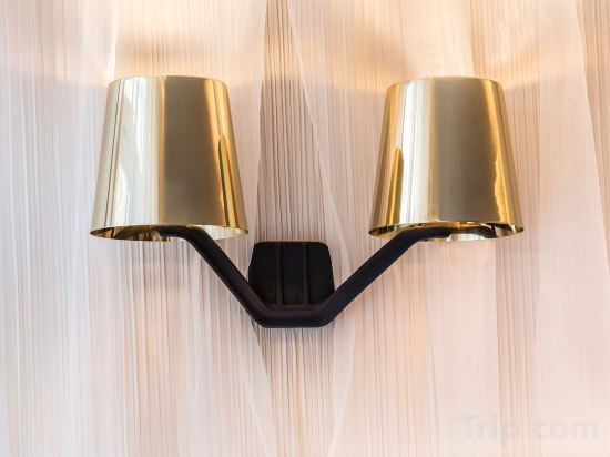 Фото Maison Albar  Le Pont Neuf