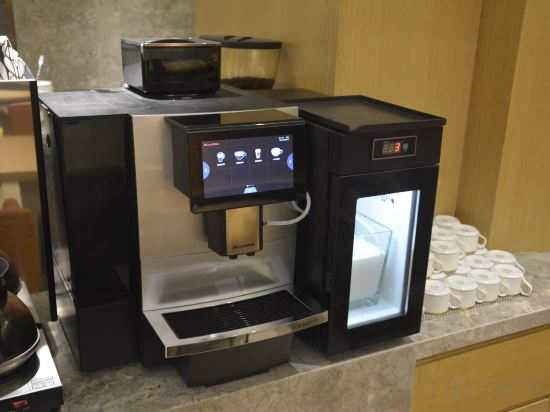 Фото Vienna International Hotel World Expo