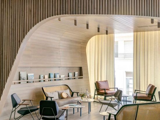 Фото Okko Hotels Lille Centre