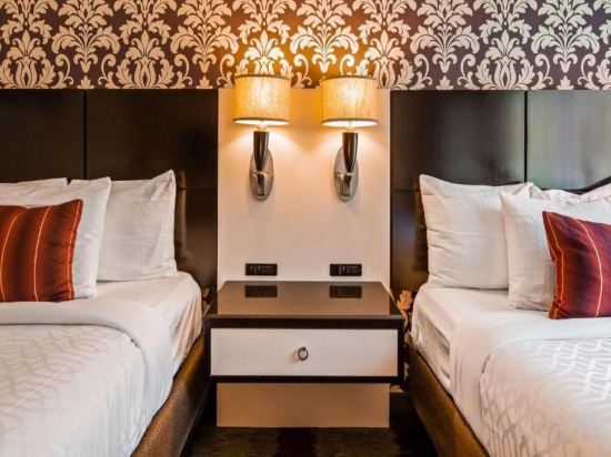 Фото Best Western Premier Herald Square