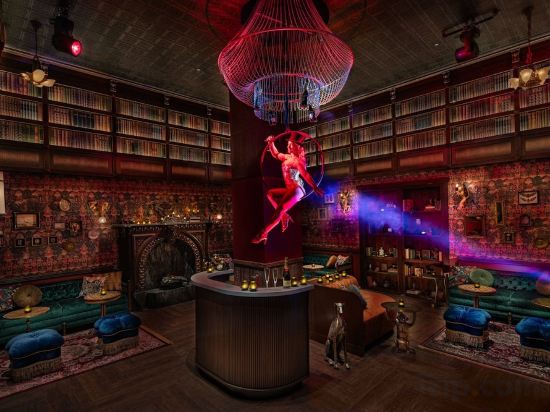 Фото Moxy Downtown Los Angeles