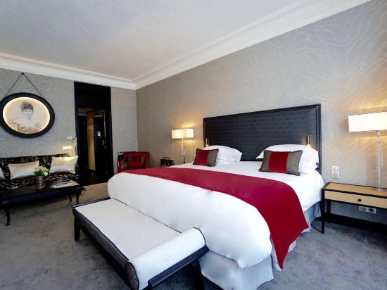 Фото Maison Astor Paris Curio Collection by Hilton