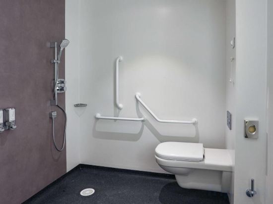 Фото Hampton by Hilton Toulouse Airport