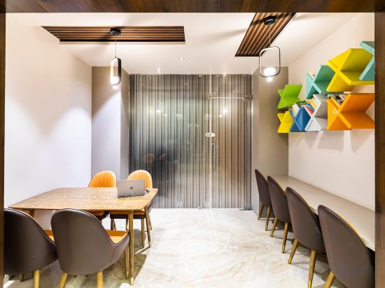 Фото Ramee International Surat