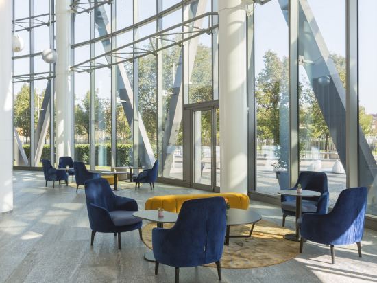 Фото Voco Milan - Fiere, an Ihg Hotel