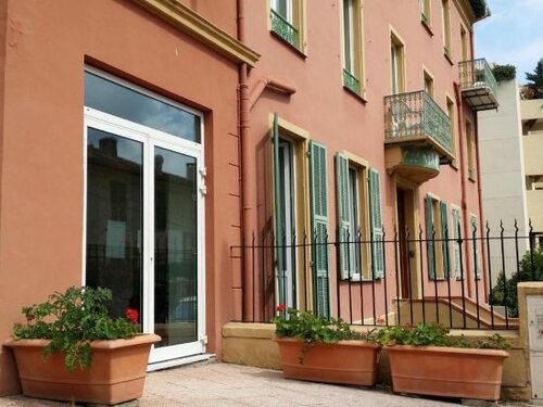 Гостиница Hotel Marcellin в Больё-сюр-Мере