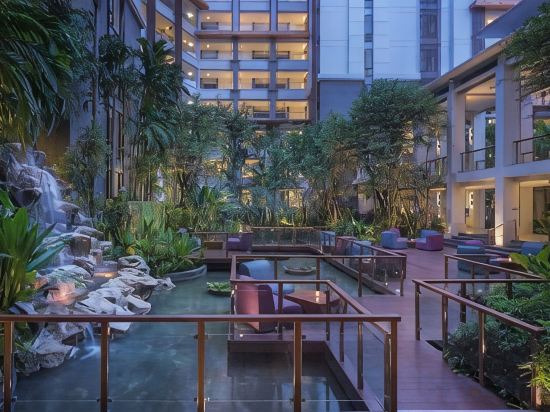 Фото Le Meridien Suvarnabhumi, Bangkok Golf Resort and SPA