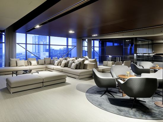 Фото Hyatt Regency Barcelona Tower