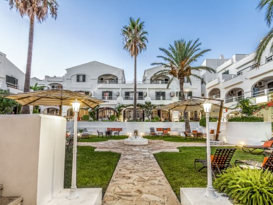 Фото White Sands Beach Club