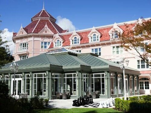 Гостиница Disneyland Hotel в Мо