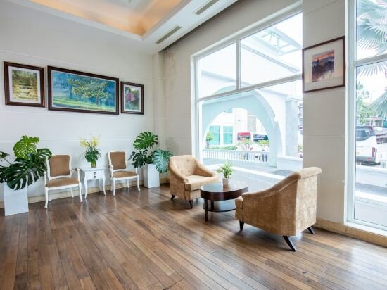 Фото La Sapinette Hotel Dalat