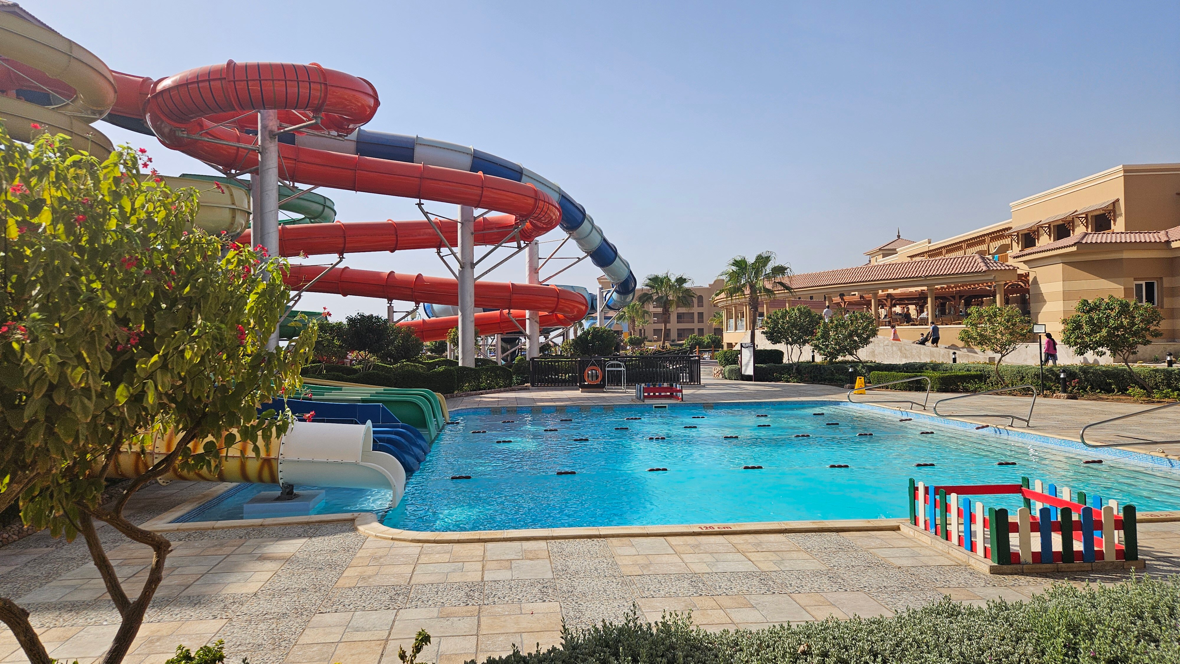 Фото Charmillion Sea Life Resort