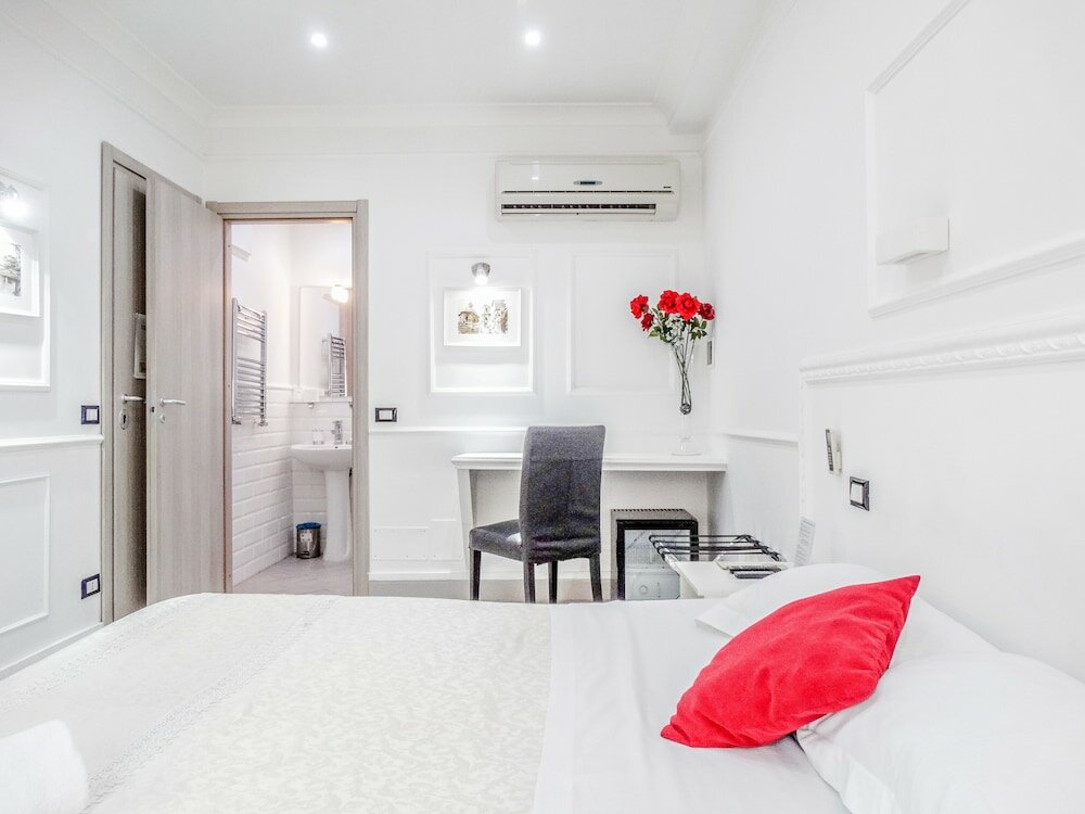 Фото La Locanda di Piazza del Popolo