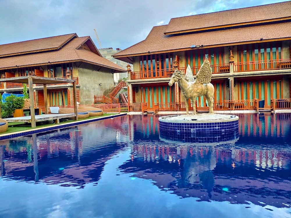 Фото отеля 1