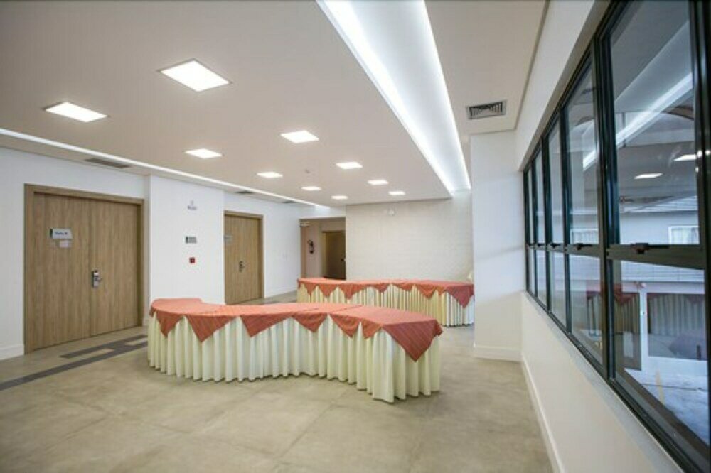 Фото Mogano Business Hotel