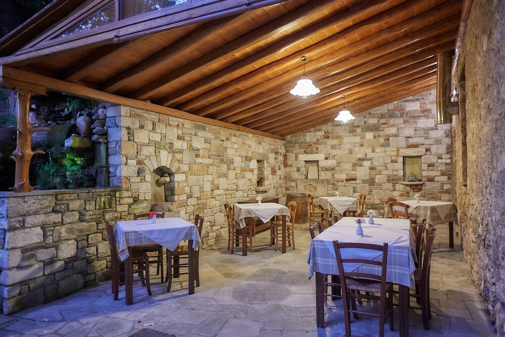 Фото Palios Stathmos