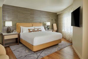 Гостиница Renaissance Dallas Hotel