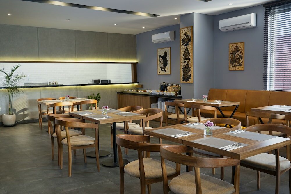 Фото Batiqa Hotel Darmo - Surabaya