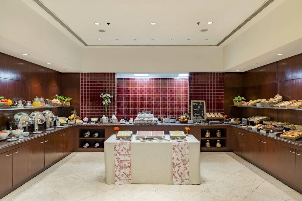 Фото Sheraton Mendoza Hotel