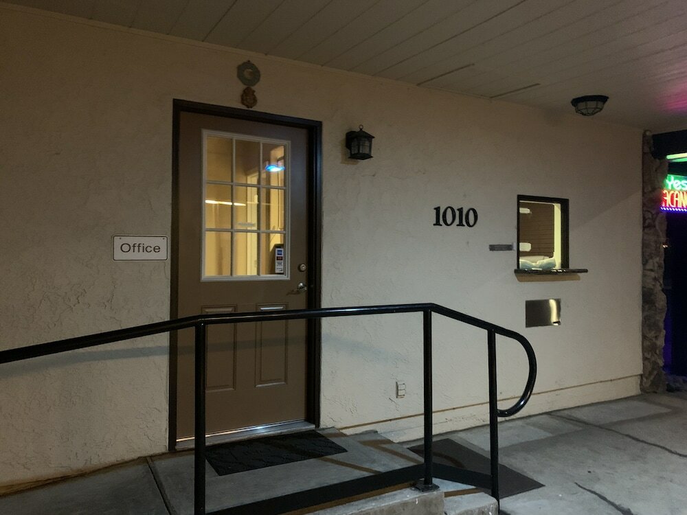 Фото Regency Inn