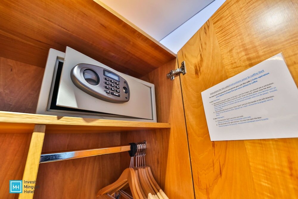 Фото Hotel de la Couronne