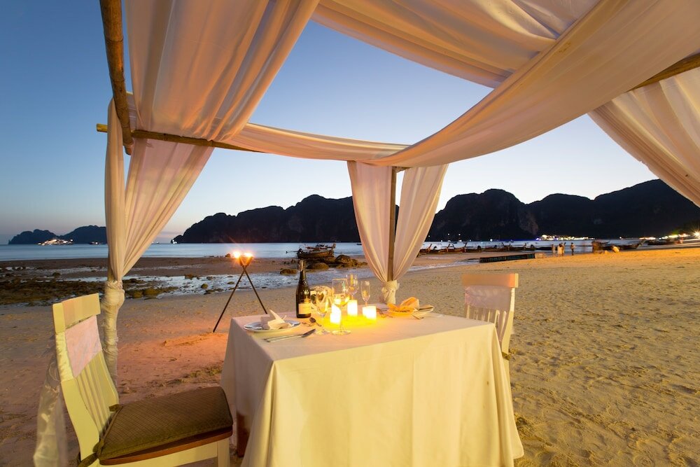 Фото Phi Phi Bayview & Premier Resort