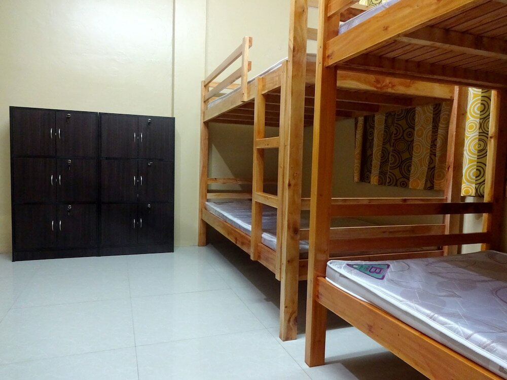 Фото The Yellow House