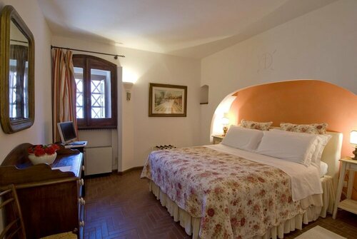 Внешний вид отеля Hotel Lucrezia в Арриора/Риола-Сардо, фото 2