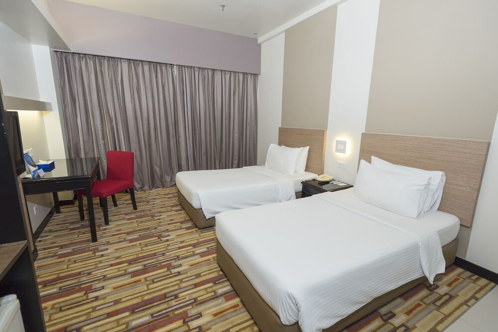 Фото Harbour View Hotel