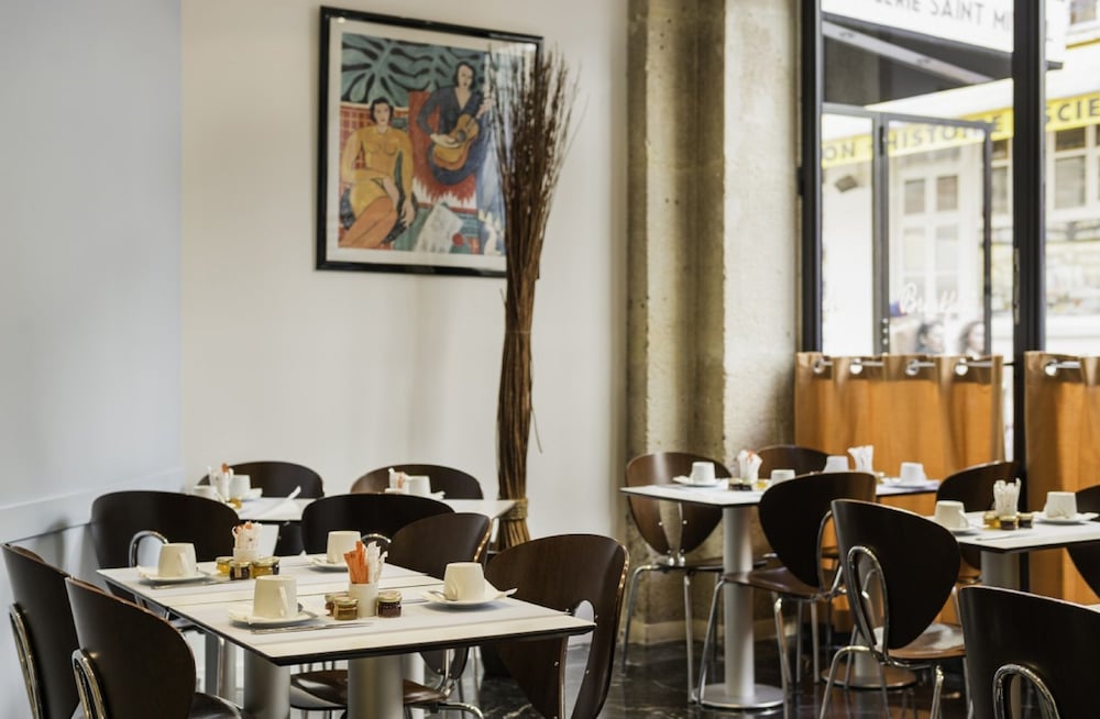 Фото Albe Hôtel Saint Michel