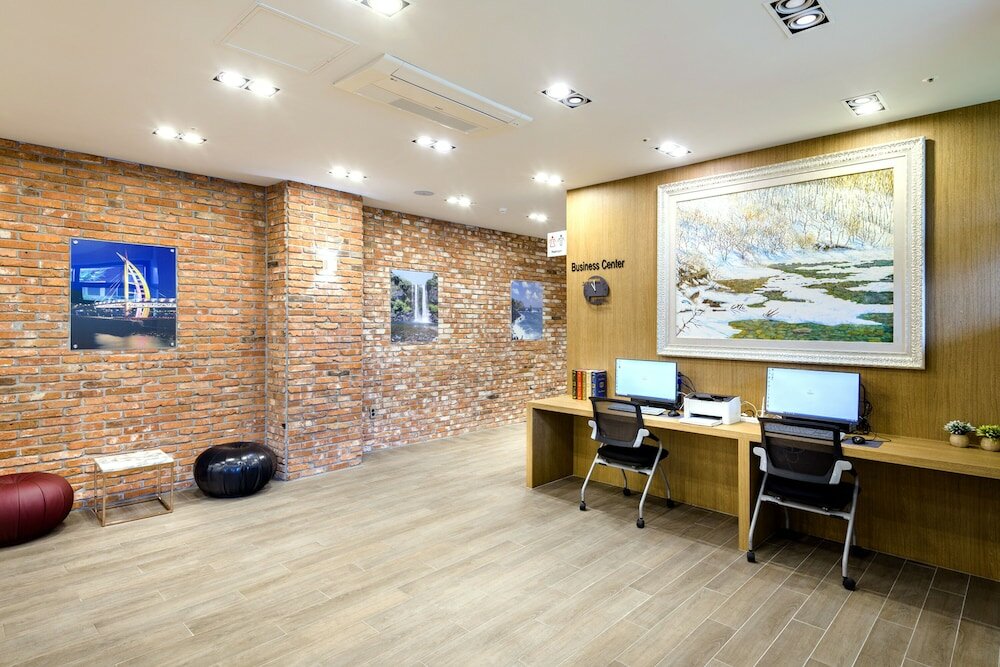 Фото Shinshin Hotel Cheonjiyeon