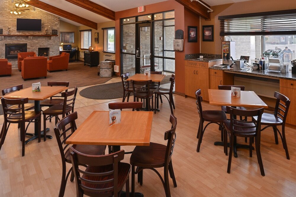 Фото AmericInn by Wyndham St. Cloud