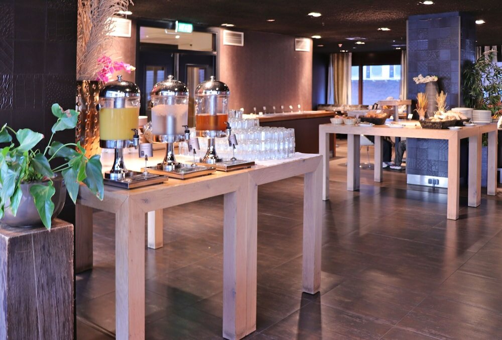 Фото Xo Hotels Blue Tower