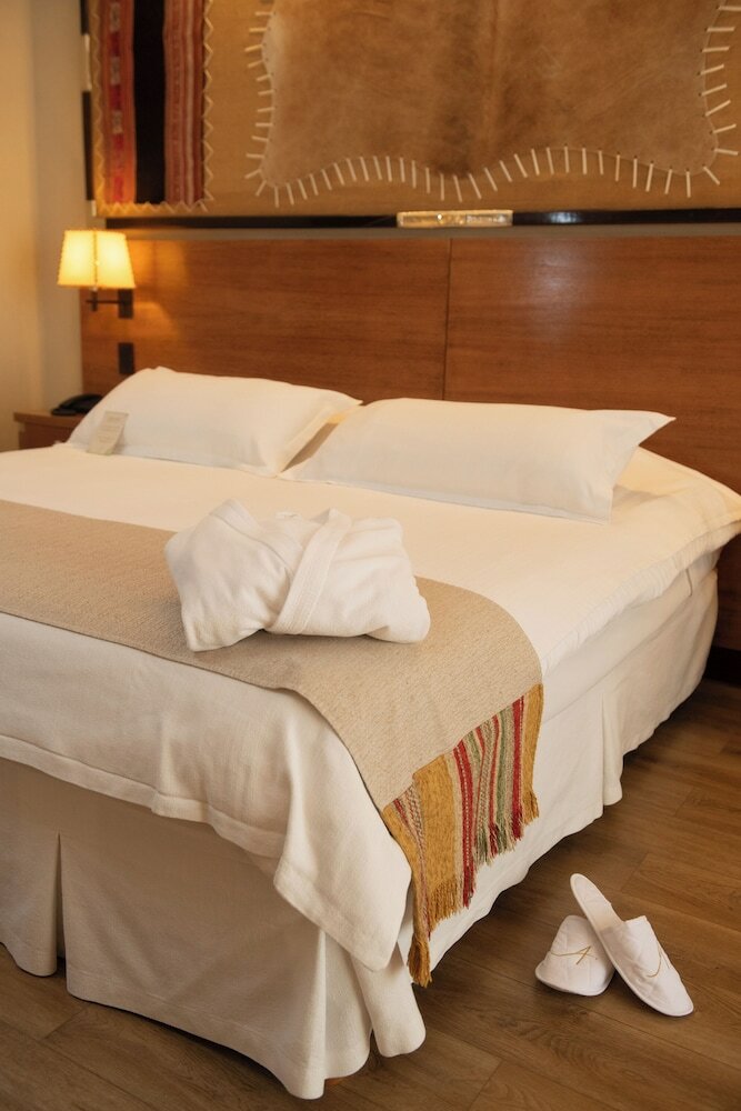 Фото Alejandro i Hotel