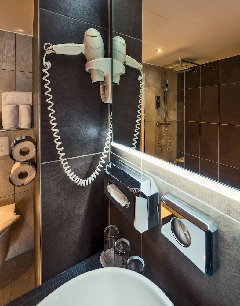 Фото The Alfred Hotel