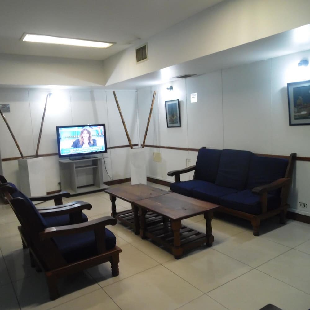 Фото Hotel Adrazi