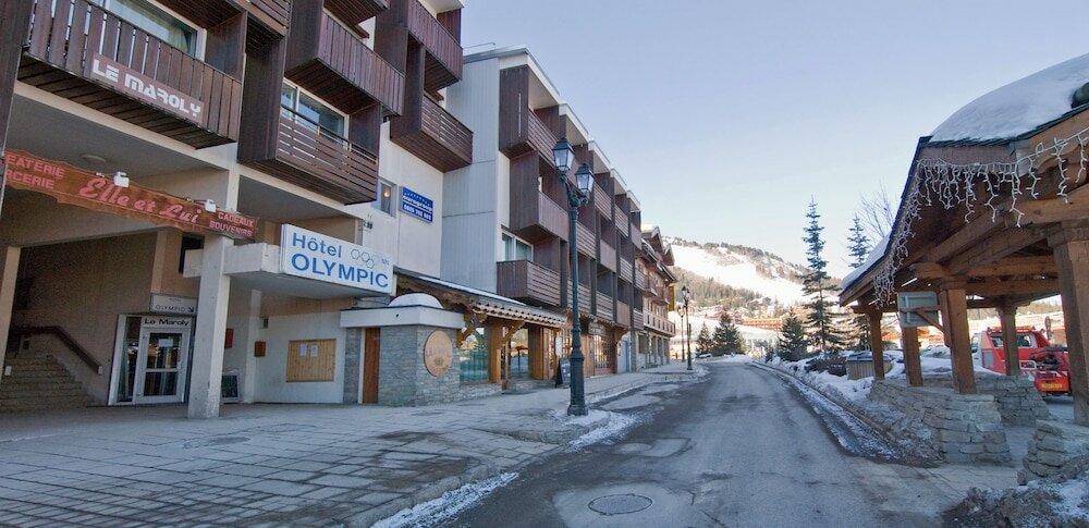 Фото Madame Vacances Hôtel Courchevel Olympic