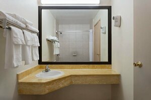 Гостиница Super 8 by Wyndham Columbus