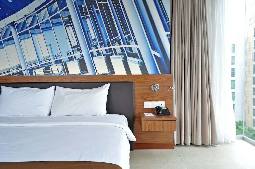 Фото Midtown Hotel