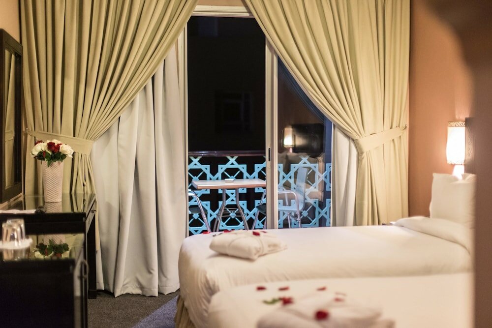 Фото Almas Hotel