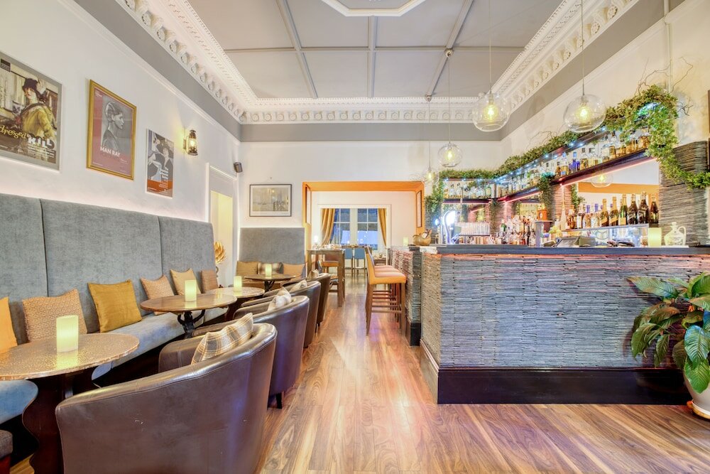 Фото No. 32 Hotel