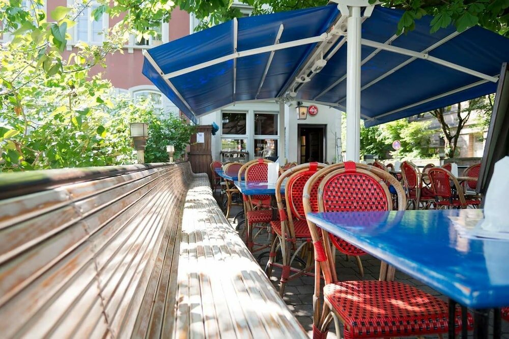 Фото отеля 4