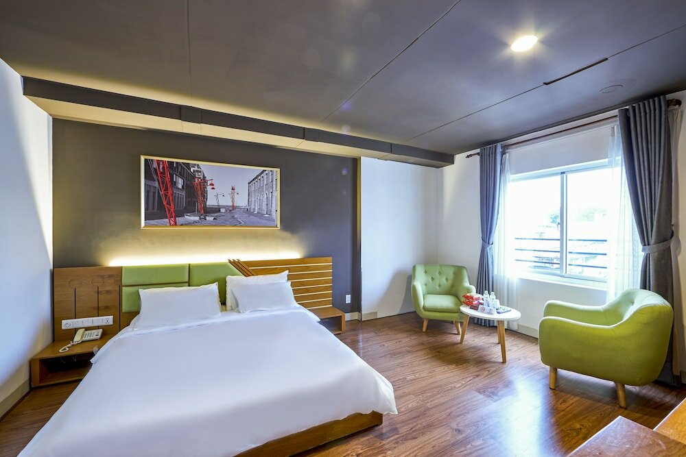 Фото The Noble Swan Saigon