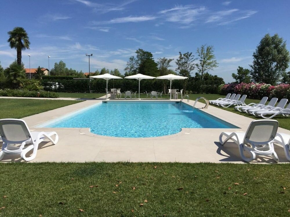 Фото Hotel Omnia