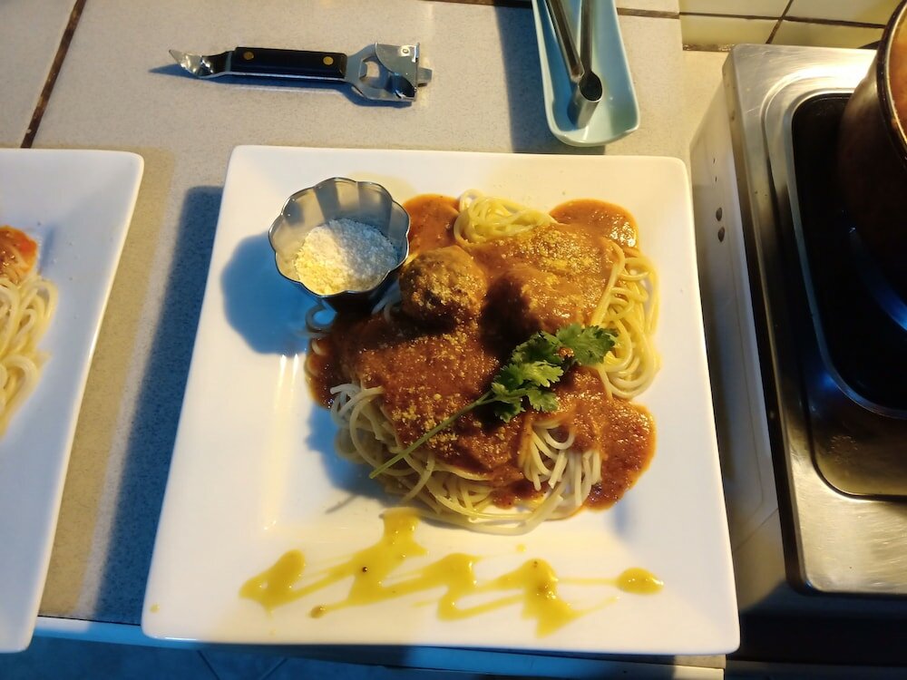 Фото The Red Hut Inn