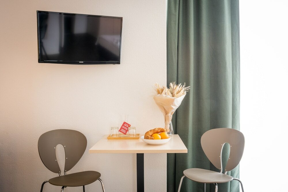 Фото Hine Adon Apart Hotel Bern-Airport