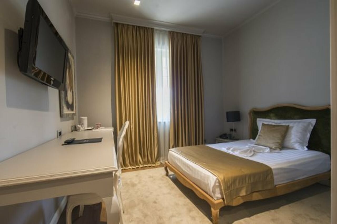 Фото Classic Hotel